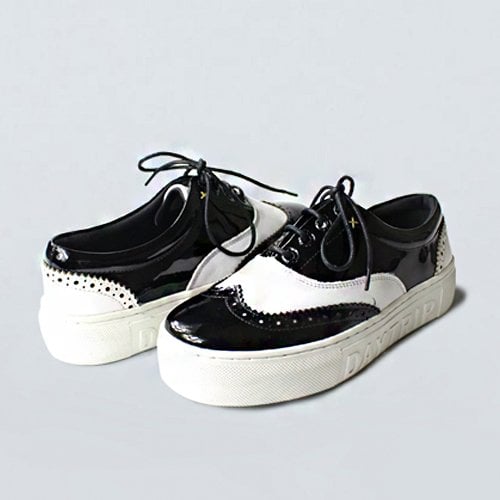 Calfskin Wingtip Sneakers Cristella Black & White