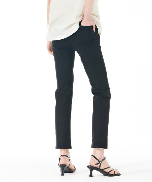 Women's Black Slim Straight Air Jeans-CBZG2352C03