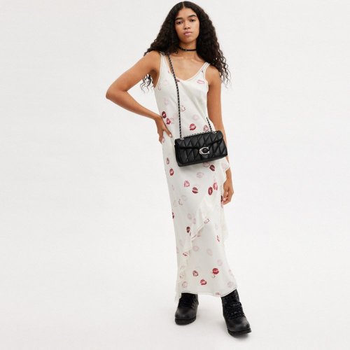 Tabby Shoulder Bag 26 With Quilting CP150 LHBLK