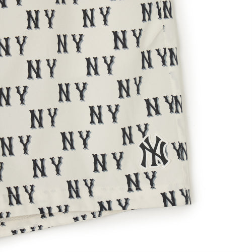 Classic Monogram Print 5/8 Woven Shorts NY (Cream)