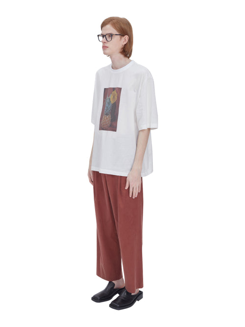 RED PICTURESQUE T-SHIRT