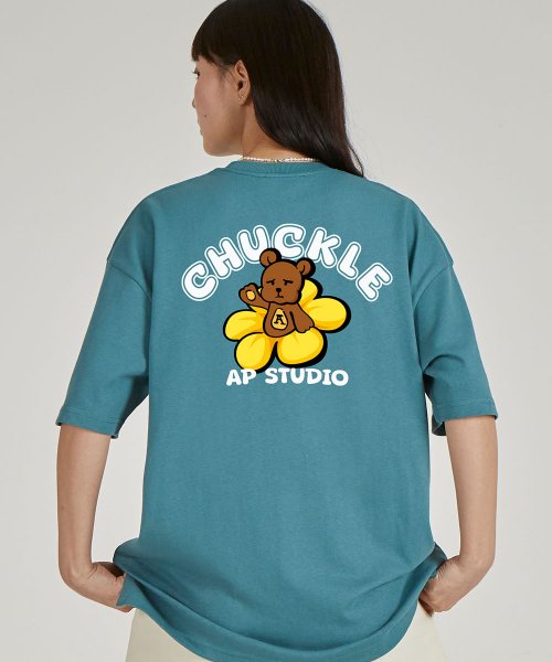 Back Chuckle Bear Round Neck 15 Count Cotton Short Sleeve T-Shirt_Blue Green
