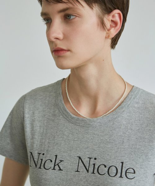 VIVID NICOLE HALF TEE_GRAY