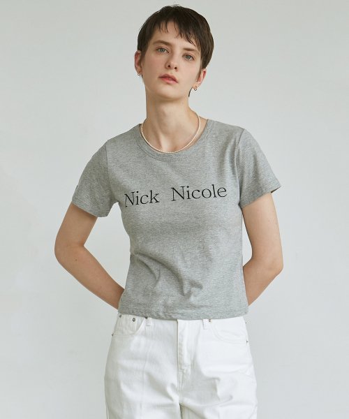 VIVID NICOLE HALF TEE_GRAY