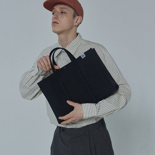 TOTE BRIEF 001 WIDE M Black