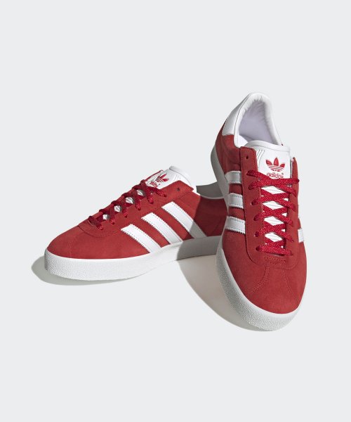 Gazelle 85 - Red / IG0455