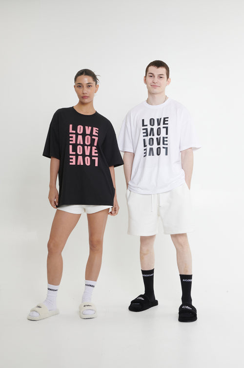 [UNISEX] LOVE SWITCH TSHIRT (BLACK)