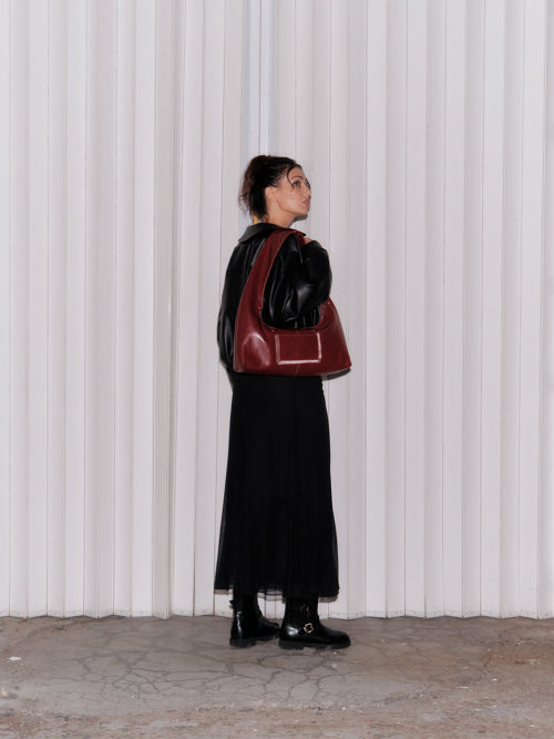 Tina / Cherry Red
