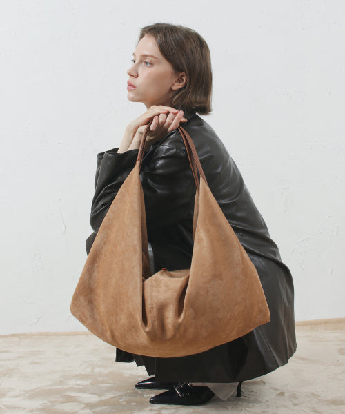 [Mars Marls X Bear Edition] Wing Suede Bag _ Beige