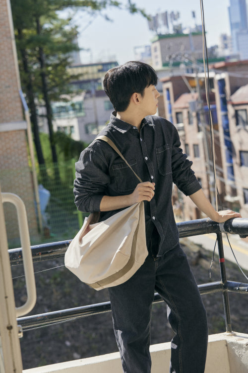 [PLASTIC] Hobo Bag